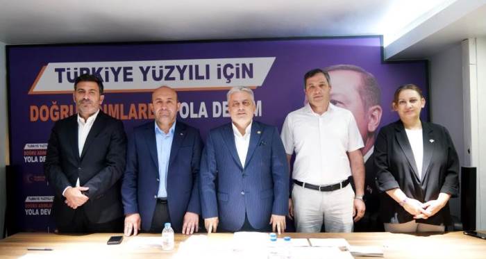 Eskişehir'de AK Parti merkez ilçe temayül yoklamaları tamamlandı