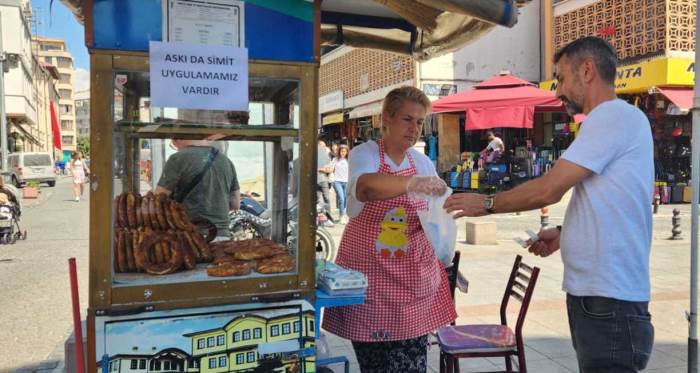 Eskişehir'de bu da oldu: Askıda ekmek bitti sıra ona geldi!