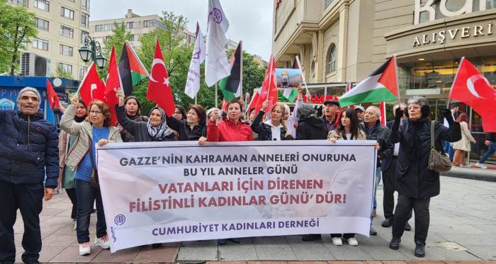 Eskişehir'de Cumhuriyet Kadınları Derneği'nden Filistinli kadınlara destek