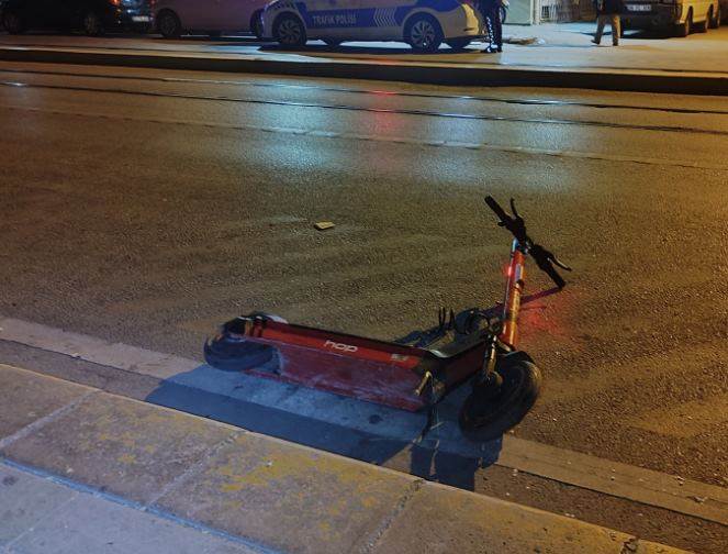 Eskişehir'de elektrikli scooter kadına çarptı