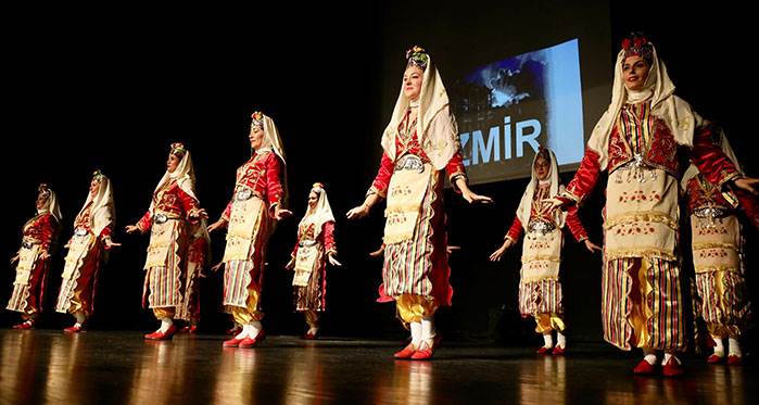 Eskişehir'de Halk Dansları Topluluğu tam not aldı