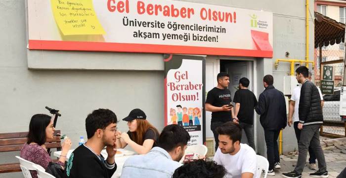 Eskişehir'de hepsi gençler için: Ücretsiz kurslar, yemek ve barınma...