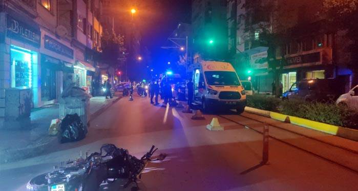 Eskişehir'de motosiklet kazası: Metrelerce sürüklendi