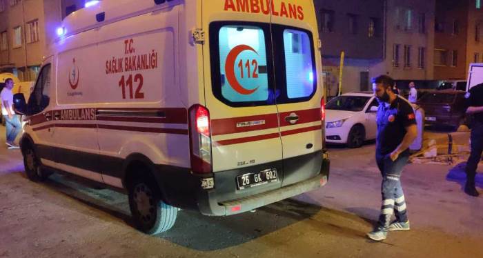 Eskişehir'de plakasız motosiklet kazası: Bir kadın yaralandı