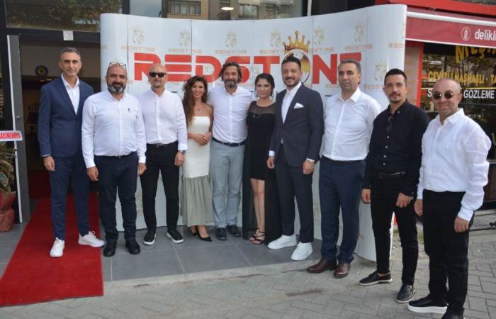 Eskişehir'de Redstone Creative Gayrimenkul'den 10. yıl kutlaması