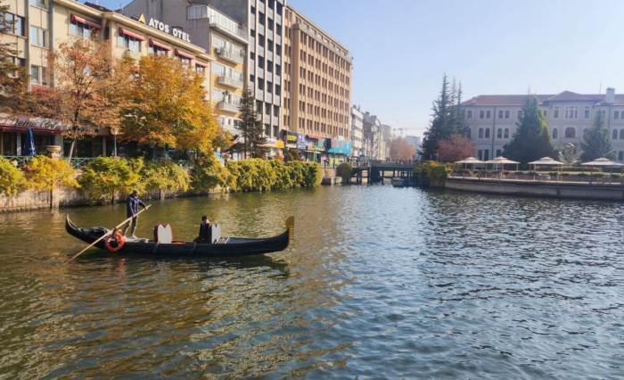 Eskişehir'de soğuk havalara rağmen o etkinlik hala revaçta!