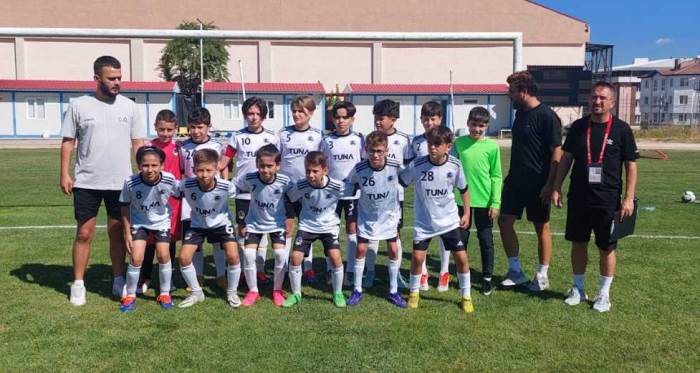 Eskişehir'de U12 Ligi 2024-2025 sezonu heyecanla başladı