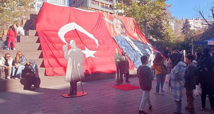 Eskişehir'deki Atatürk maketleri yoğun ilgi gördü