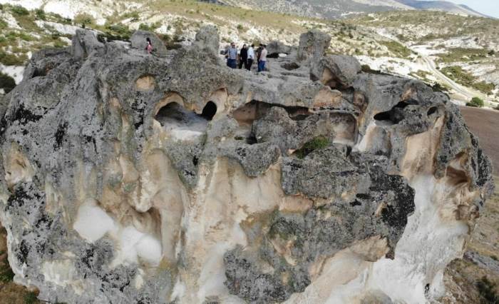 Eskişehir’e çok yakın! O yer 3000 yıllık gizemiyle keşfedilmeyi bekliyor