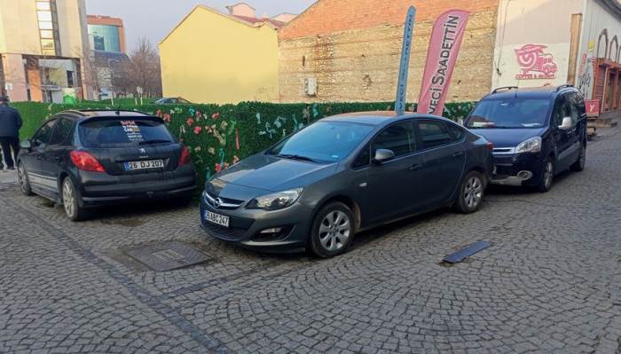 Eskişehir'in işlek caddesinde büyük işgal var!