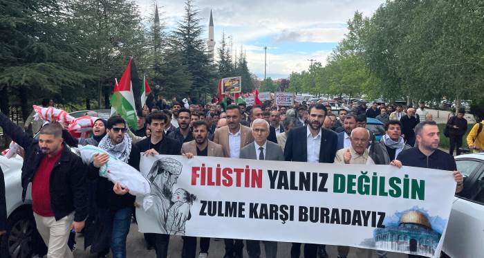Eskişehir Osmangazi Üniversitesinden Filistin’e destek yürüyüşü