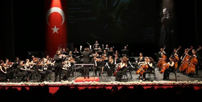 Eskişehir Senfoni Orkestrası’ndan unutulmaz performans