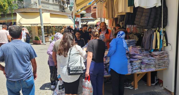 Eskişehir sokakları doldu taştı: Kalabalığın sebebi...