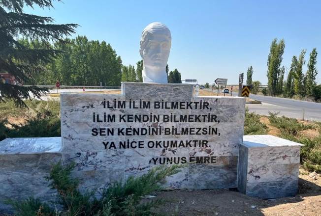 Eskişehir Yunus Emre'yi ölümsüzleştirdi!