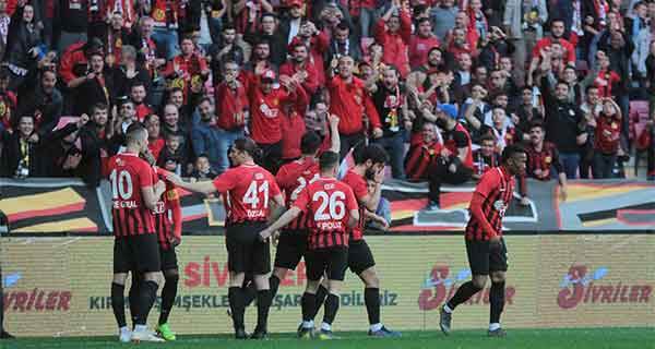 Eskişehirspor: 3 - Afjet Afyonspor: 1 Maç sonucu (Maç Özeti)