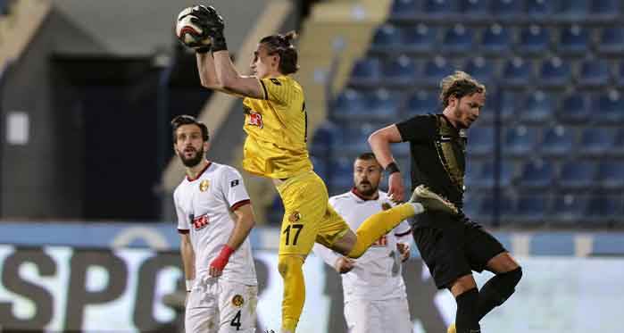 Eskişehirspor'a bir kötü haber de kaleden!