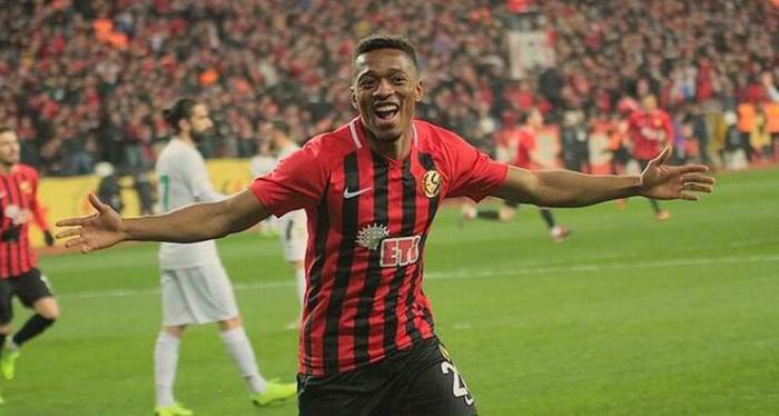 Eskişehirspor'da gergin bekleyiş! Jesse...