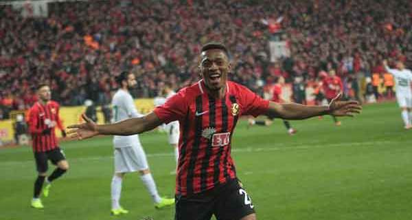 Eskişehirspor'da Jesse fırtınası!