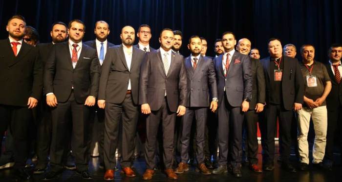 Eskişehirspor'da yeni yönetimden ilk hamle! İsimler belli oldu