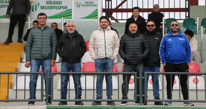 Eskişehirspor’da yönetim Ankara TKİ maçını izledi