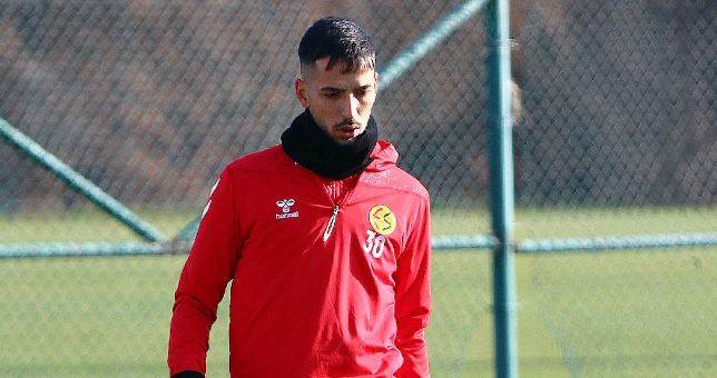 Eskişehirspor’dan ayrılan Uğur Can Semizoğlu’ndan veda mesajı