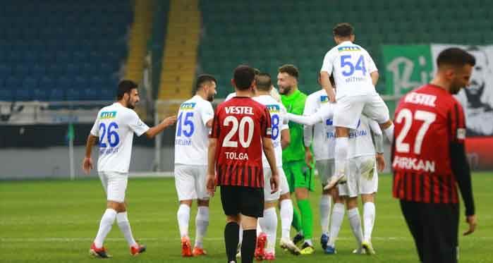 Eskişehirspor kupaya "farklı" veda etti!