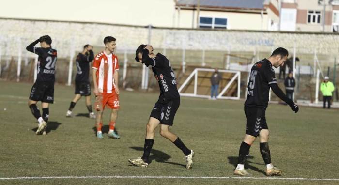 Eskişehirspor Manavgat'ı koltuktan indirmek için bunu yapmalı!