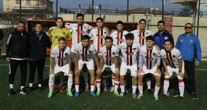 Eskişehirspor U19, Turgutlu karşısında 3 puan peşinde