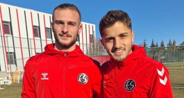 Eskişehirspor'un yeni transferleri takıma katıldı