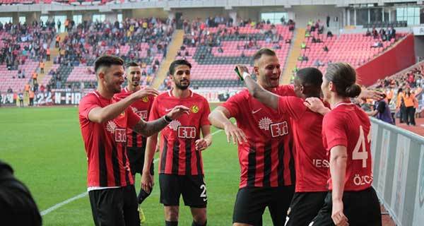 Eskişehirsporlu futbolcuların yeni parolası...