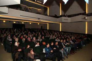 Gülmeye Davet  yoğun ilgi örüyor   