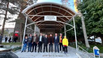 Hacılar Camii'nde Toplu Sabah Namazı