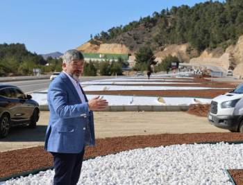 Ilıca Girişinde Peyzaj Çalışmaları Başladı
