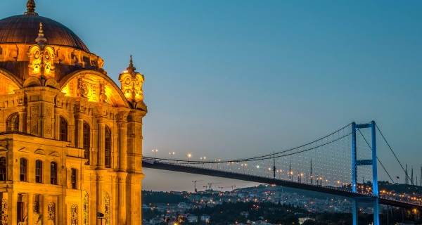 İstanbul Nasıl Bir Şehir, Neleri Meşhur, Pahalı Mıdır, En Güzel İlçeleri Nerelerdir?