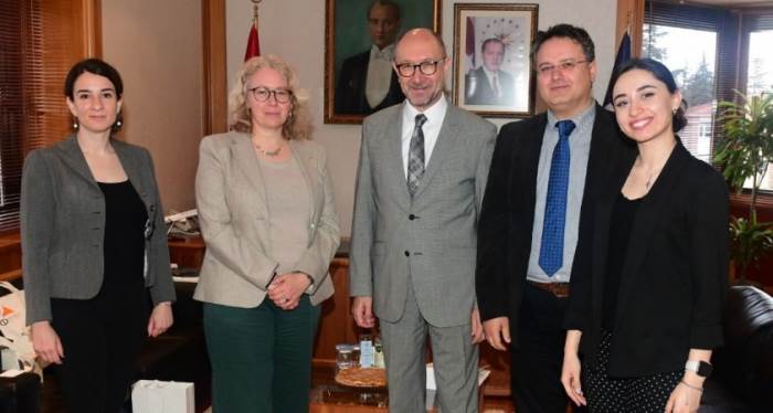 İsveç Ankara Büyükelçi Vekili Louise Morsing'ten Anadolu Üniversitesi'nde