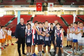 Kayseri Basketbol Yıldız Erkekler İl Birinciliği'nde kazanan Bünyan oldu