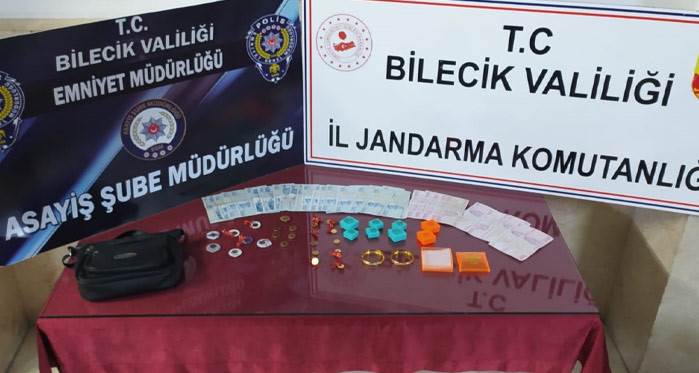 Kendisini polis olarak tanıttı: 210 bin liralık vurgun!