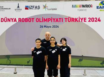 Kocatepe Ortaokulu Dünya Robot Olimpiyatında Büyük Başarıya İmza Attı
