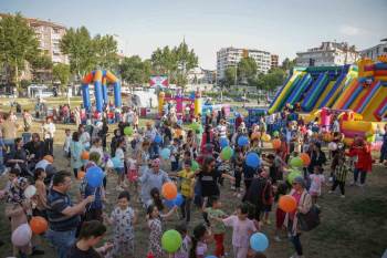 Kütahya Belediyesinin "Bir Gülüş Bize Yeter" Projesi Başladı
