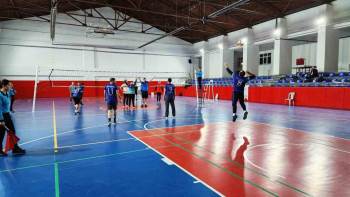 Kütahya’Da Eğitim Çalışanları Voleybol Turnuvası
