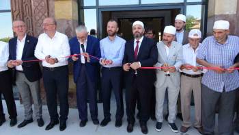 Kütahya’Da Kevser Camii İbadete Açıldı
