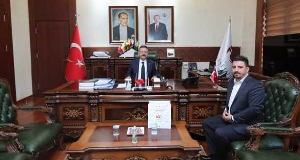 Mehmet Ali Çil, Vali Hüseyin Aksoy'u ziyaret etti