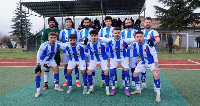 Oklubalıspor, Batıkentspor'u 4-1 yenerek lider oldu