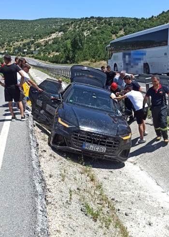 Otomobil Boş Su Kanalına Devrildi: 1 Yaralı
