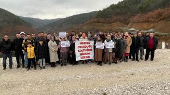 Pamukova’da su krizi büyüyor: Çilekli halkı eylemde