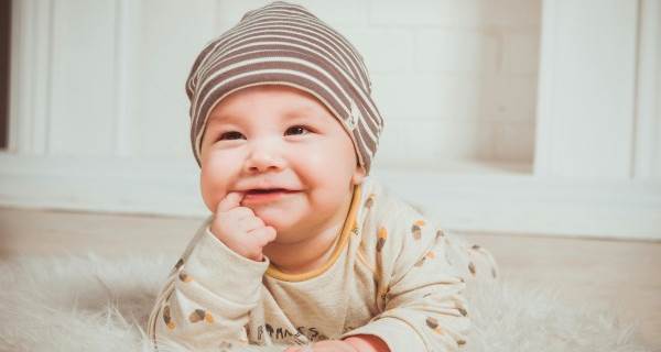 Rüyada Bebeğin Diş Çıkardığını Görmek Ne Anlama Gelir? Detaylı Rüya Tabiri ve Yorumu