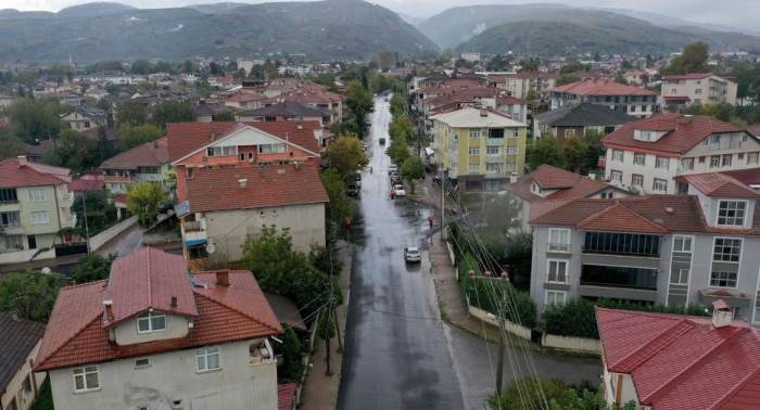 Sakarya'da 3 mahalleyi bağalayan hat yenilendi