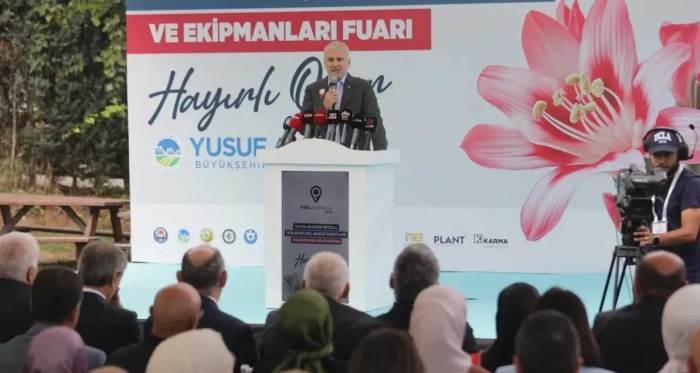 Sakarya'da 7. Peyzaj ve Süs Bitkileri Fuarı açıldı