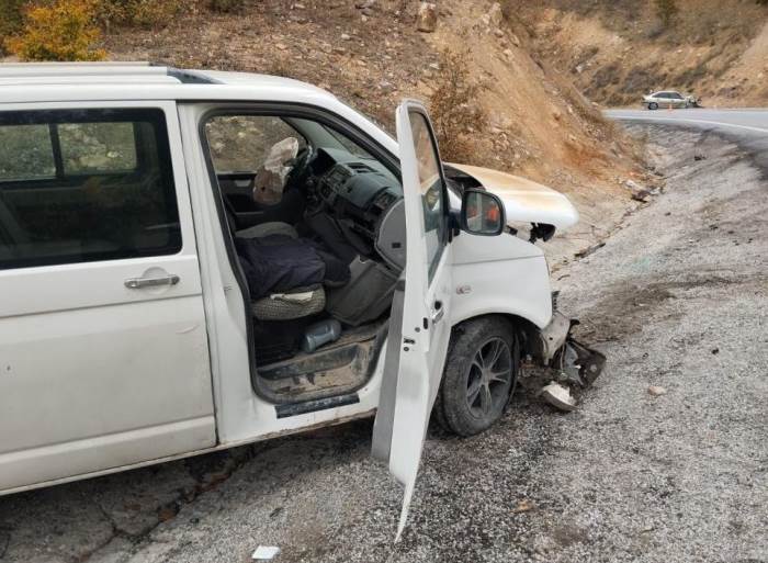 Sivas'ta feci kaza: 10 yaralı!