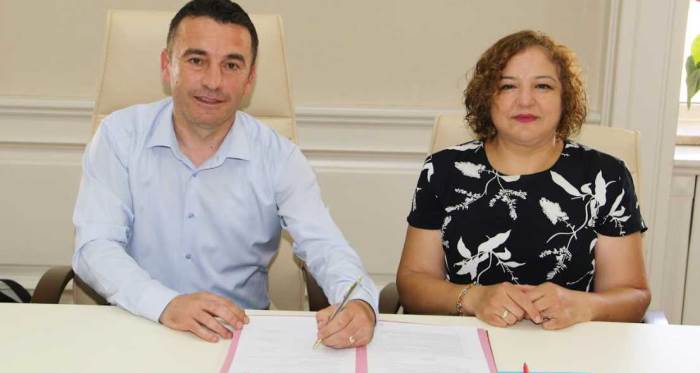 Sivrihisar Belediyesi ile Tüm-Bel-Sen Sendikası imzaları attı